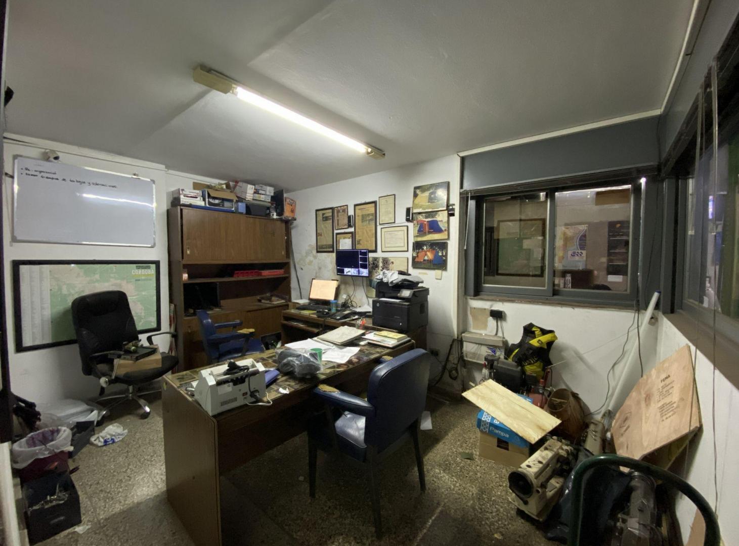 Foto de VENTA GALPÓN+LOCAL+DEPTO AV.JUAN B JUSTO CÓRDOBA, imagen 3