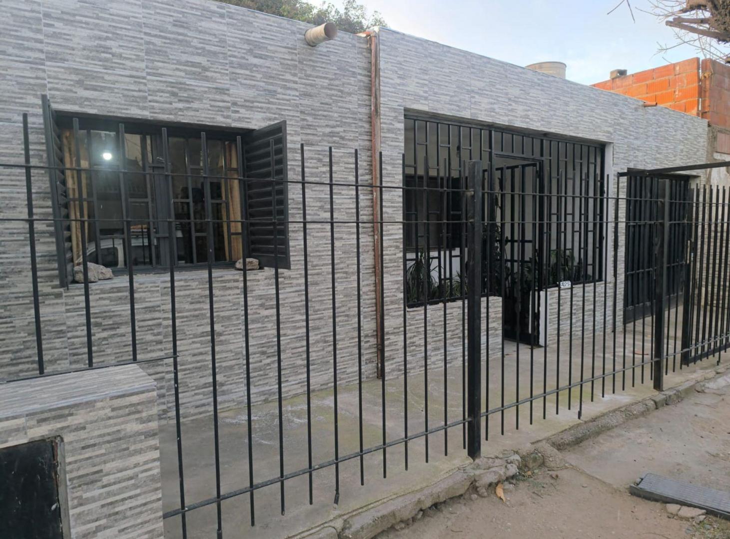 Foto de VENTA CASA 3 DORM B° SAN ROQUE, imagen 1