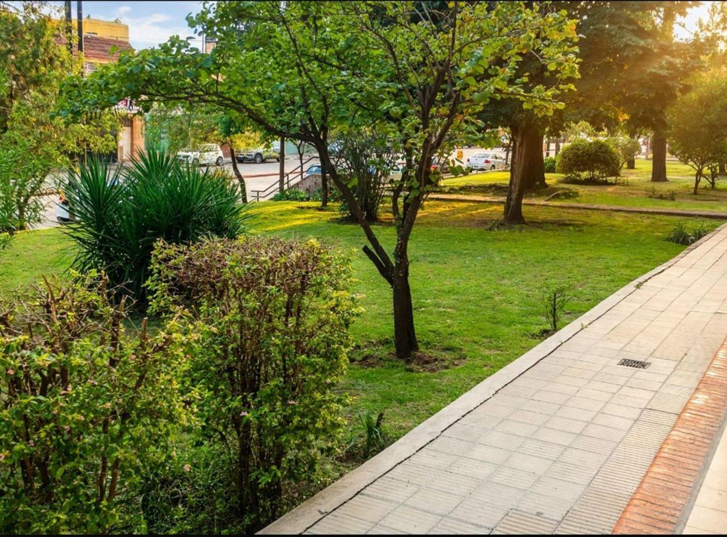 Foto de VENDE DEPARTAMENTO 3 DORMITORIOS EN AVENIDA PATRIA, imagen 3