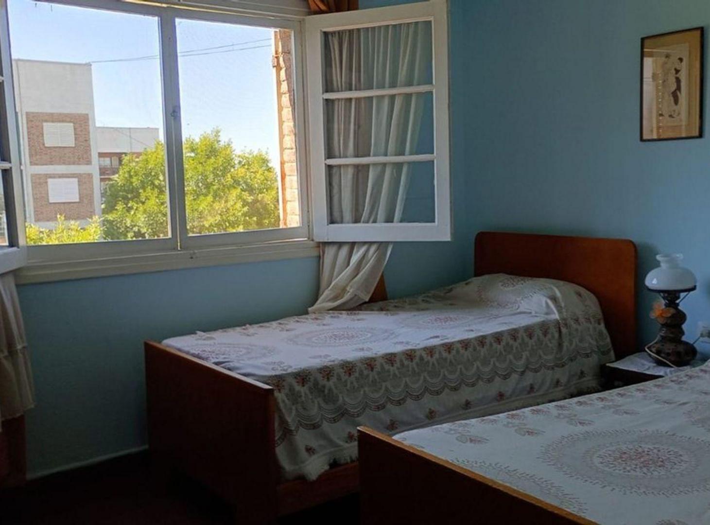 Foto de VENDE DEPARTAMENTO 3 DORMITORIOS EN AVENIDA PATRIA, imagen 4