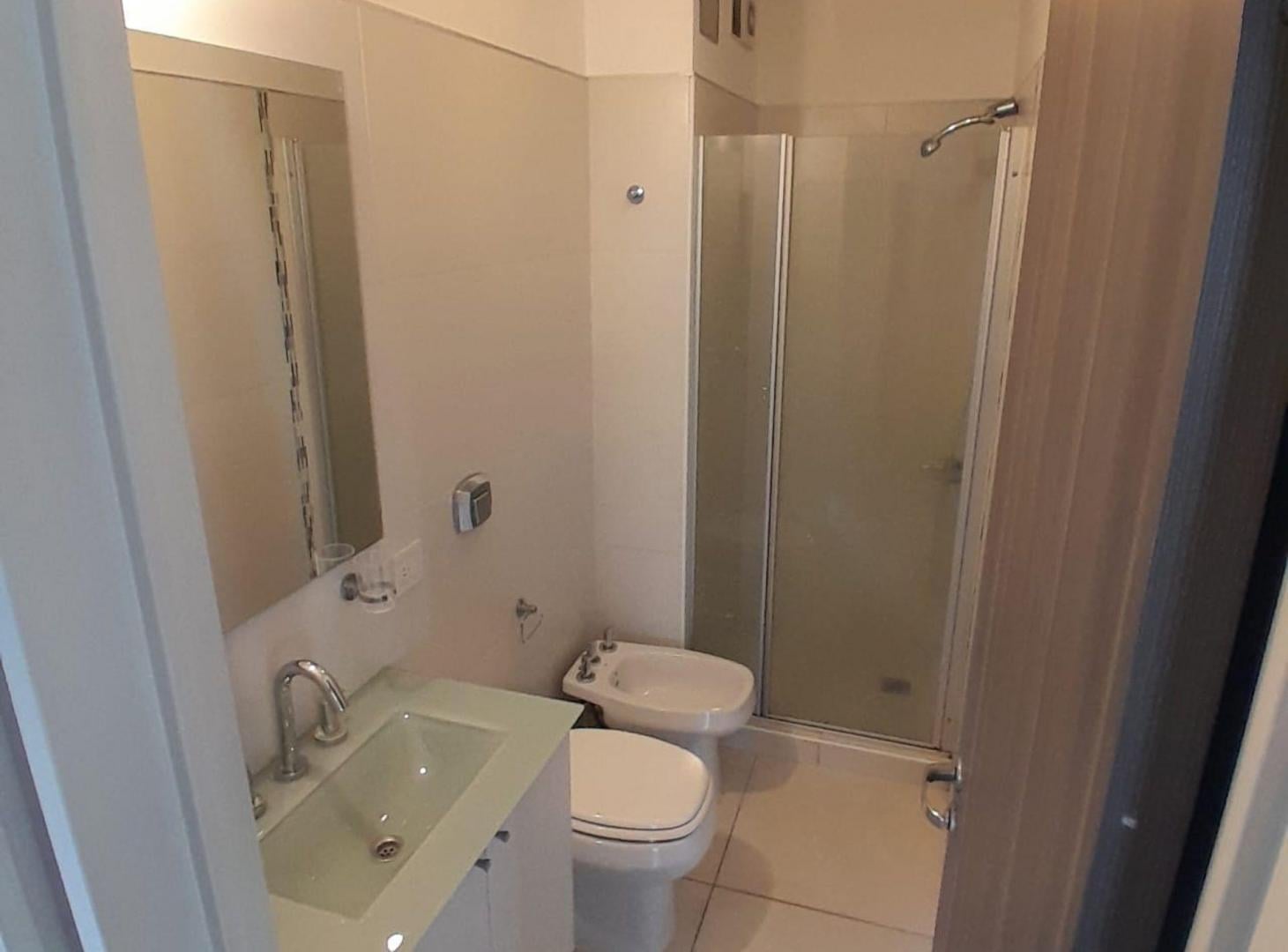 Foto de Venta departamento 1 dorm zona Patio Olmos Córdoba, imagen 3