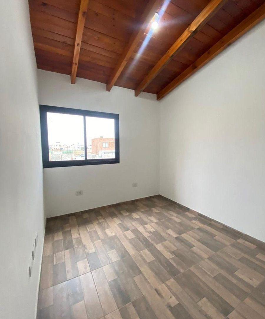 Foto de VENTA DUPLEX OPORTUNIDAD - 3 DORM CON PILETA, imagen 5
