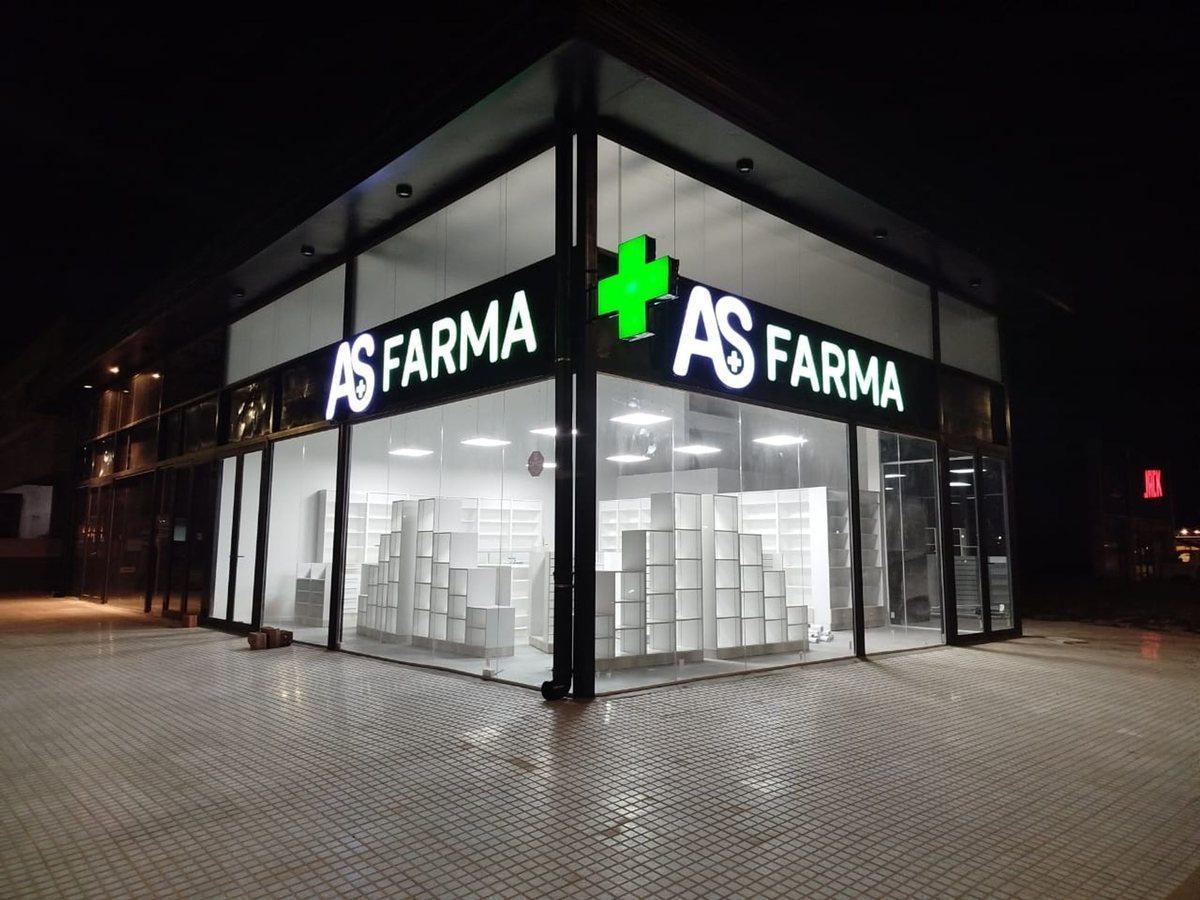 Foto de VENTA LOCAL COMERCIAL CON RENTA EN DOCTA CÓRDOBA, imagen 2