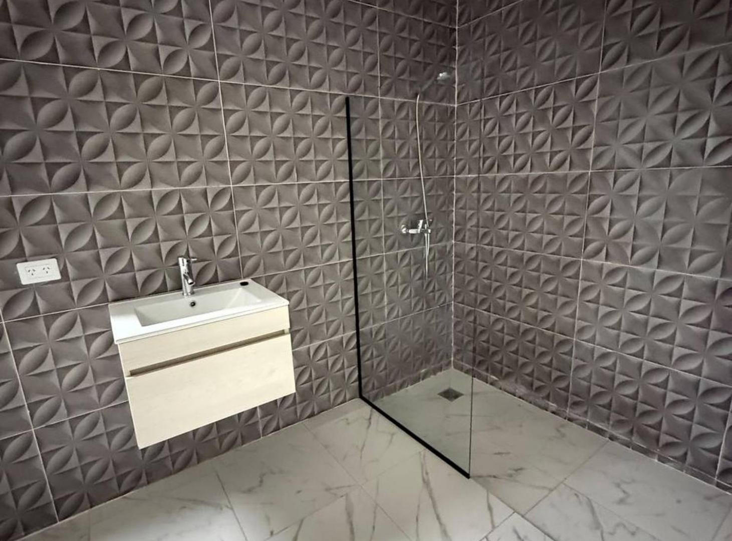 Foto de VENTA DUPLEX 2 DORM B NORTE 1 VILLA ALLENDE CBA, imagen 4