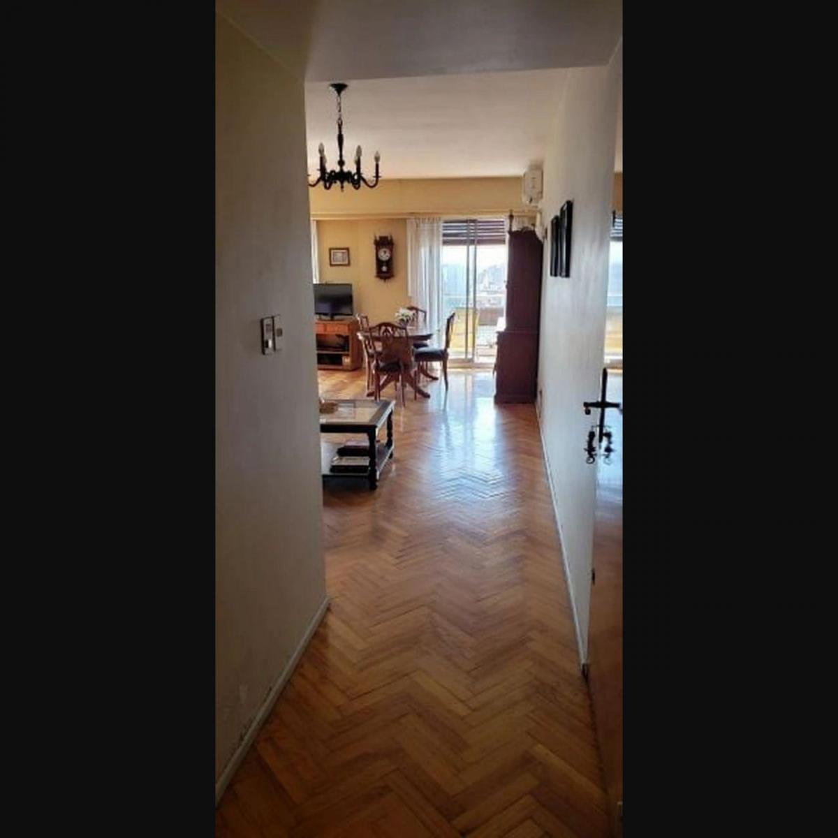Venta! Semipiso 4 Ambientes con Cochera y Baulera, Caballito 2