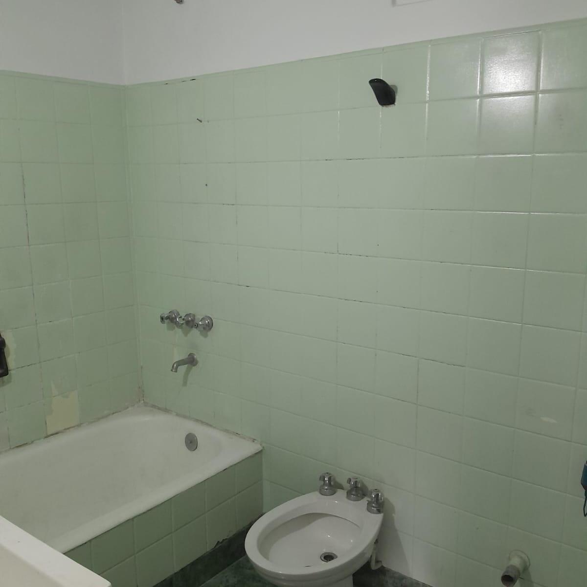Venta! Departamento 4 Ambientes - a Refaccionar - Av San Martin 6300 Villa Devoto 3