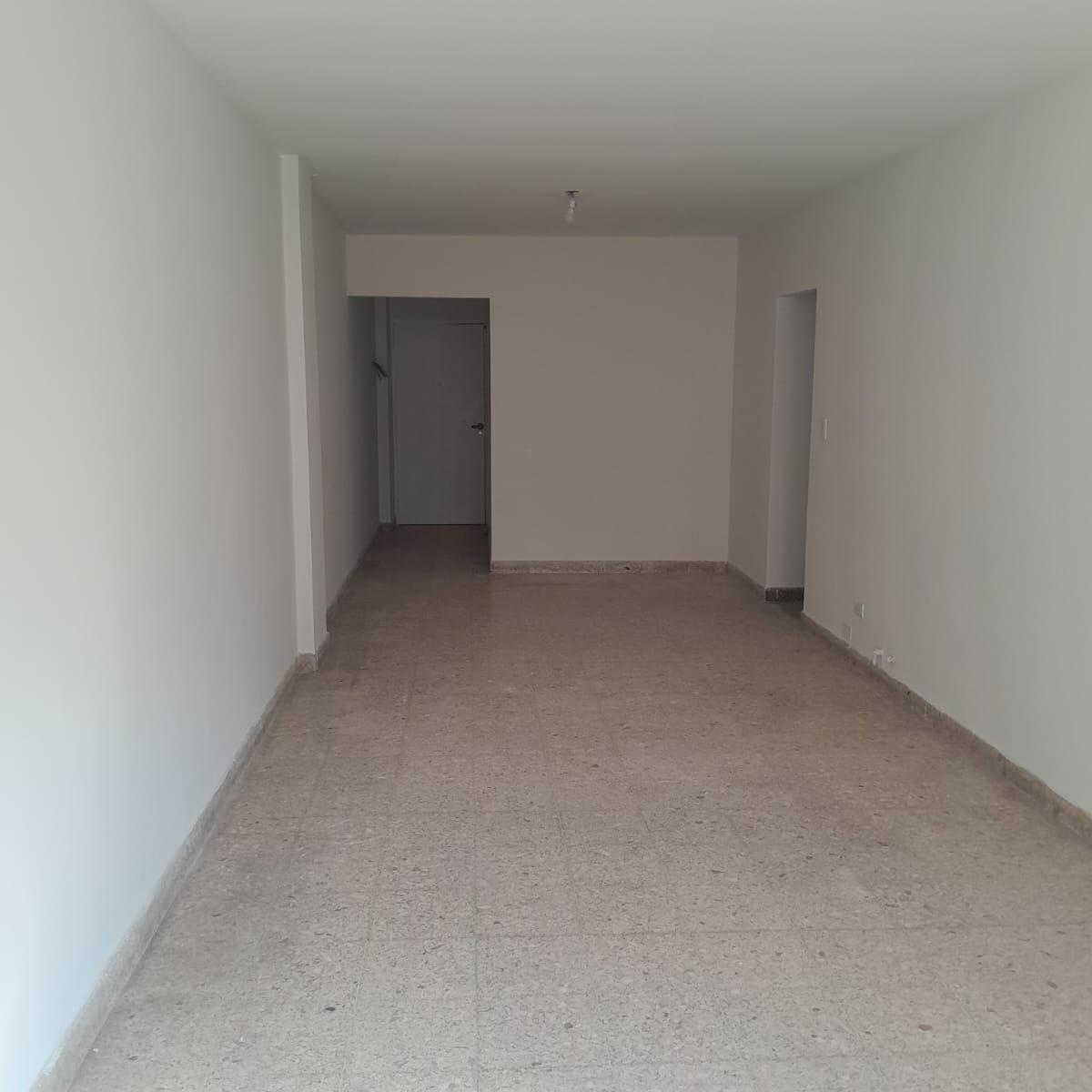 Venta! Departamento 4 Ambientes - a Refaccionar - Av San Martin 6300 Villa Devoto 1