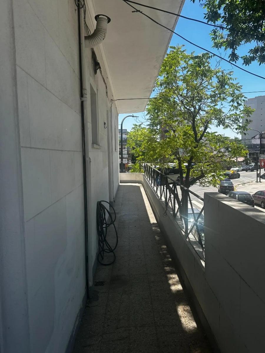 Venta! 3 Ambientes Primer Piso por Escalera Av de Los Incas 5000 - Villa Urquiza 4