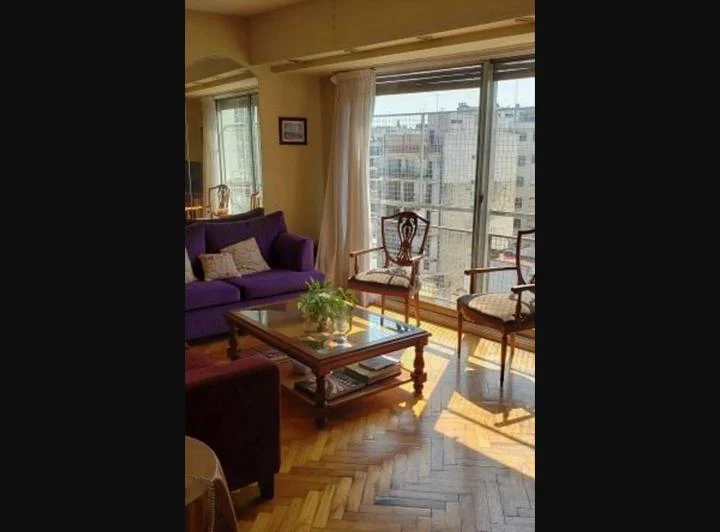 VENTA! Semipiso 4 ambientes con Cochera y Baulera - CABALLITO 5