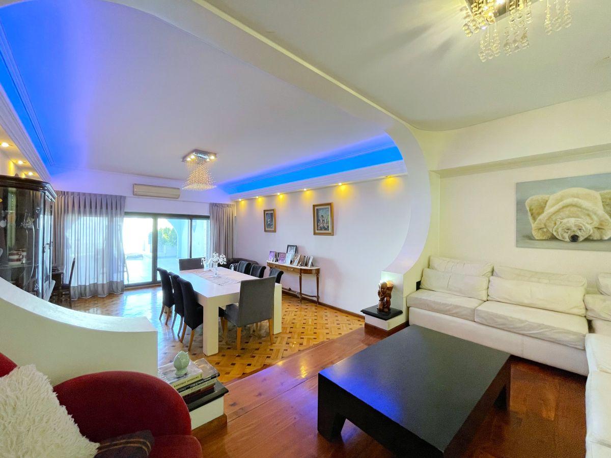 Exclusiva Casa de 6 Ambientes en Venta en Villa devoto