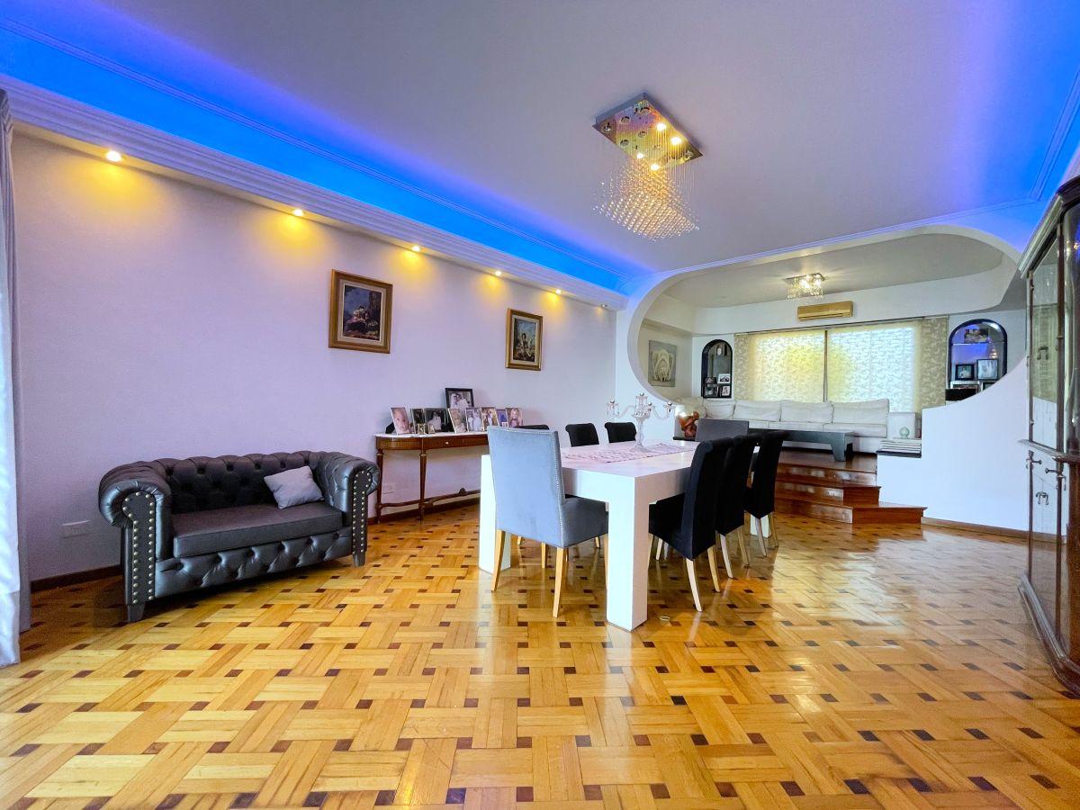 Foto de Exclusiva Casa de 6 Ambientes en Venta en Villa devoto, imagen 3