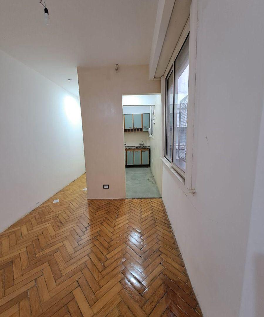 Foto de Departamento 3 ambientes apto crédito y profesional en Monserrat, imagen 5