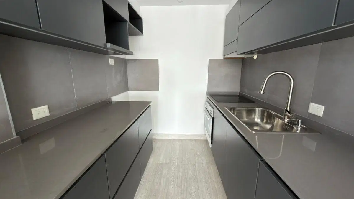 3 AMBIENTES ESTRENAR CON TERRAZA Y COCHERA 4