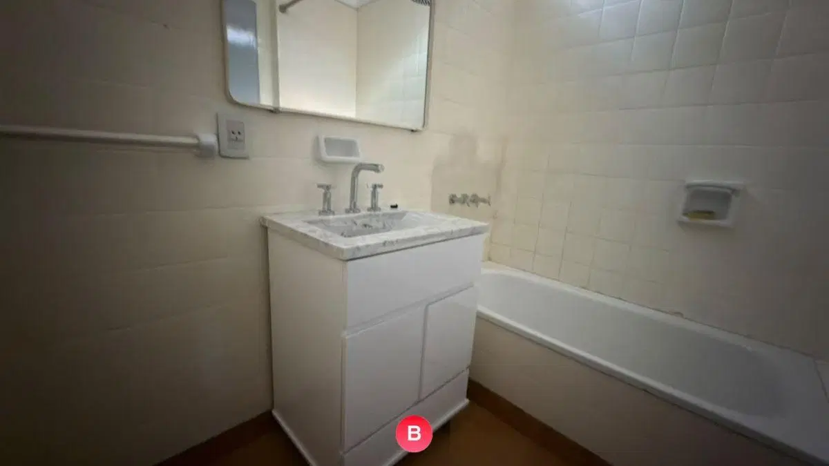 Semipiso 2 ambientes en alquiler con cochera y doble patio 5