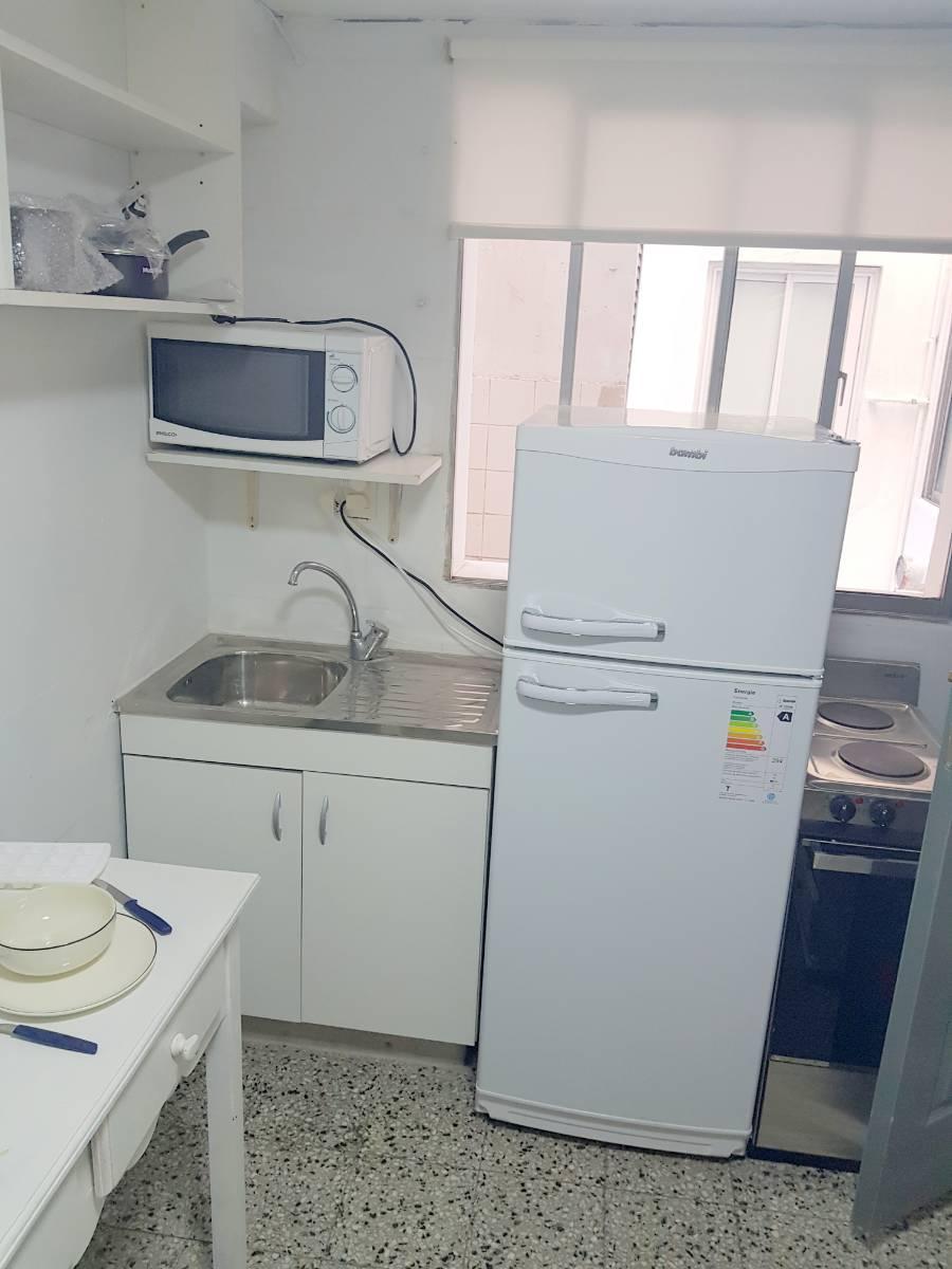 Pueyrredón 1100 Piso 1 X Esc. PH 9 Deptos. Independ. 300 m² con Renta. Muy Lumin 5