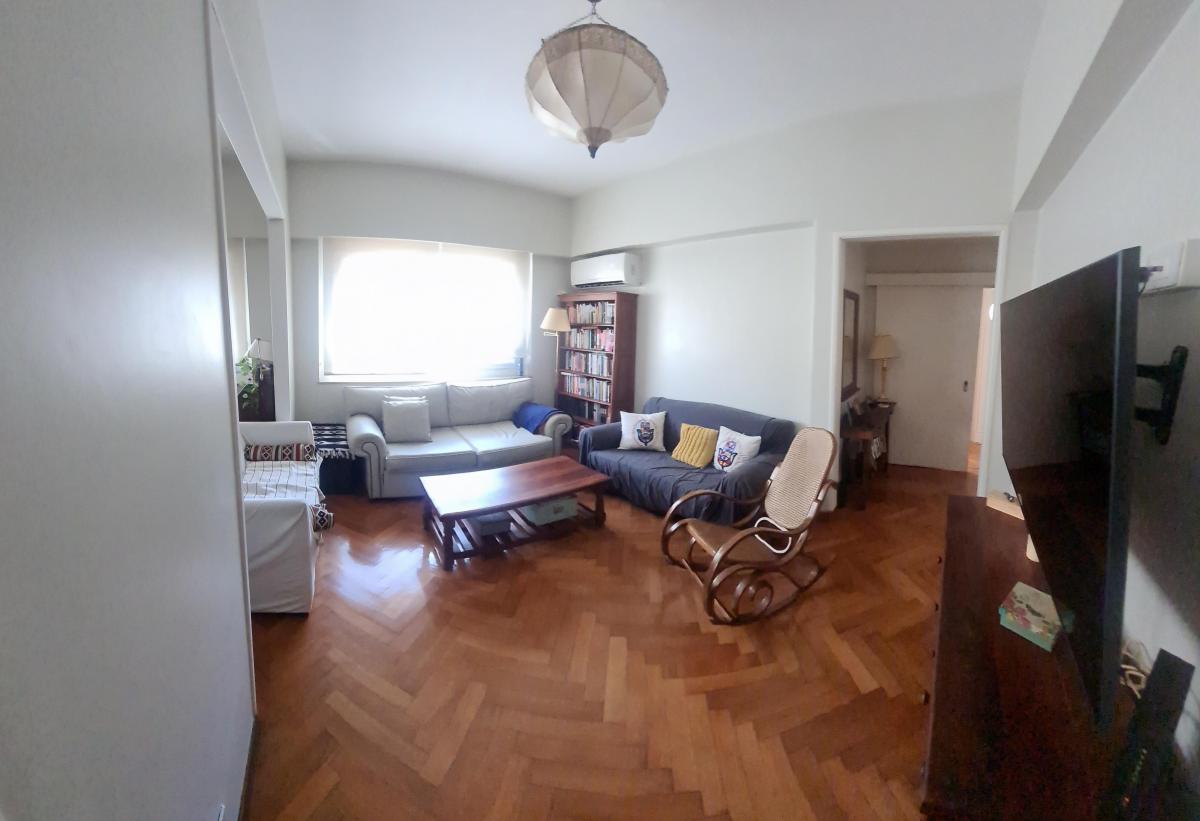 Tucumán 1600 y Rodríguez Peña. Piso 5 Al frente 84 m2. 2 dorm 2 baños. Impecable