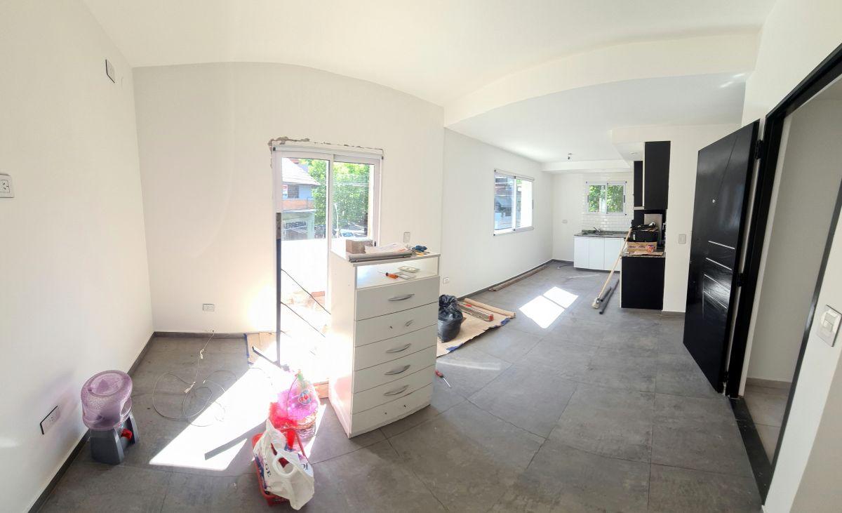 Foto de Burela 3100 PH sin exp. 80 m2. Reciclado. Al Frente 2 plantas 3 amb 2, imagen 5