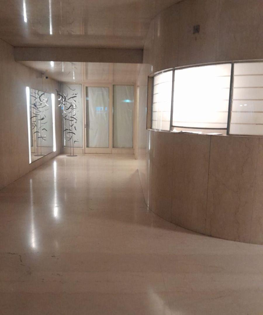 Esmeralda 1200 Semipiso 125 m2 totales y cubiertos Liv y Com y Escrit o Segundo dorm Suite. Toilette