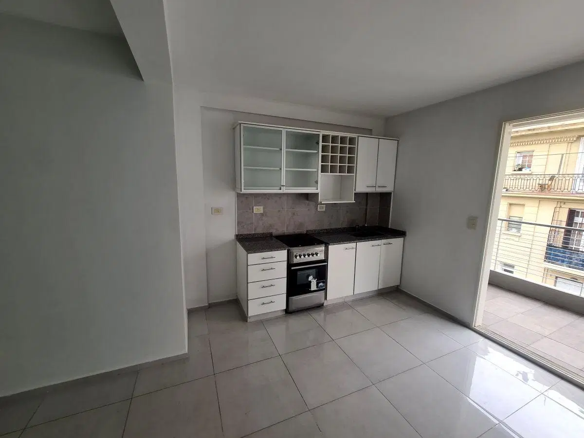 Pasteur 700 a Estrenar Monoambiente Divisible 44 m². Al Frente Balcón Lavadero Vestidor Muy Luminoso 4