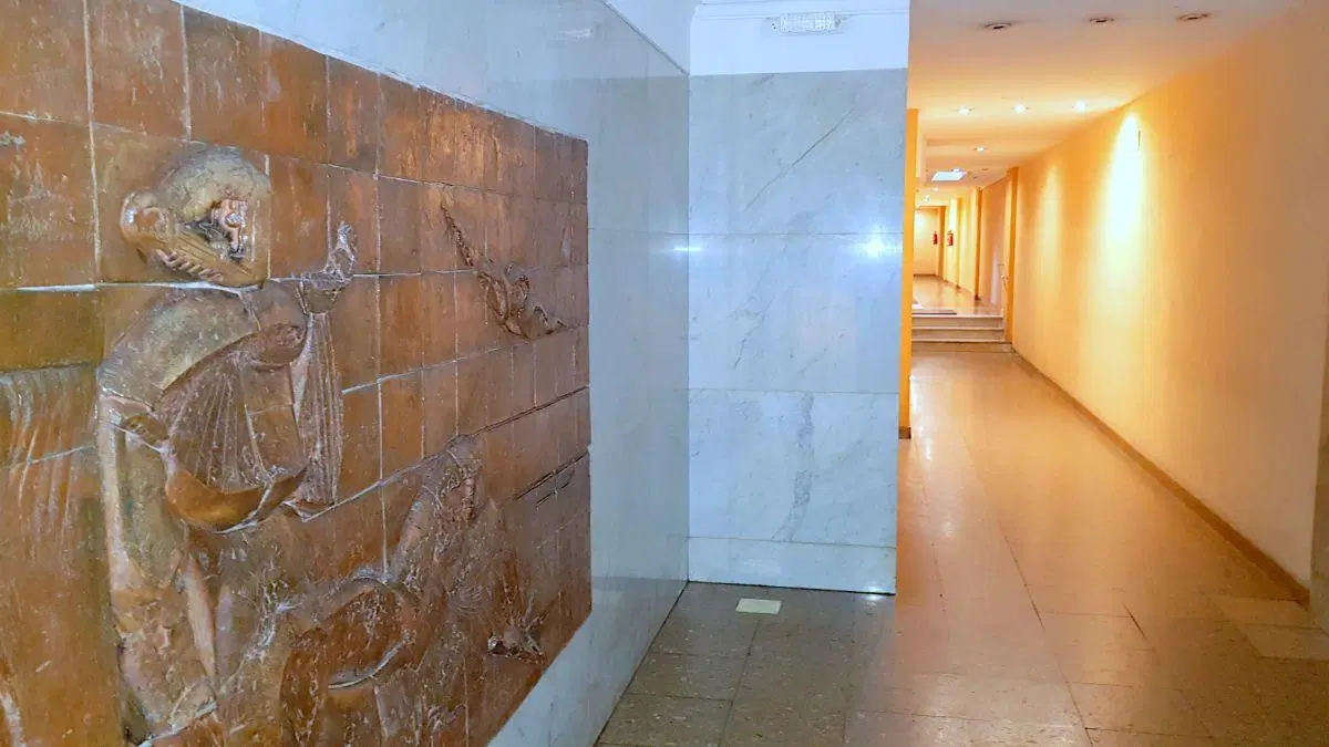 Uriburu al 1000 y Av. Santa Fe, Recoleta. Monoambiente de 30 m2. Restaurado. Cocina independiente 4