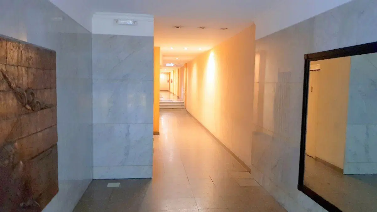 Uriburu al 1000 y Av. Santa Fe, Recoleta. Monoambiente de 30 m2. Restaurado. Cocina independiente 2