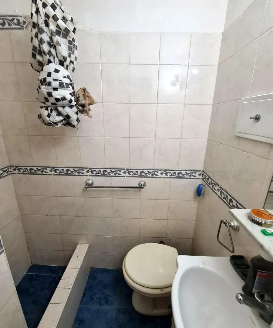 Santa Fe al 3300 y Vidt, Alto Palermo. Piso 8. Interno. Monoambiente dividido. 30 m2. Baño reciclado 5