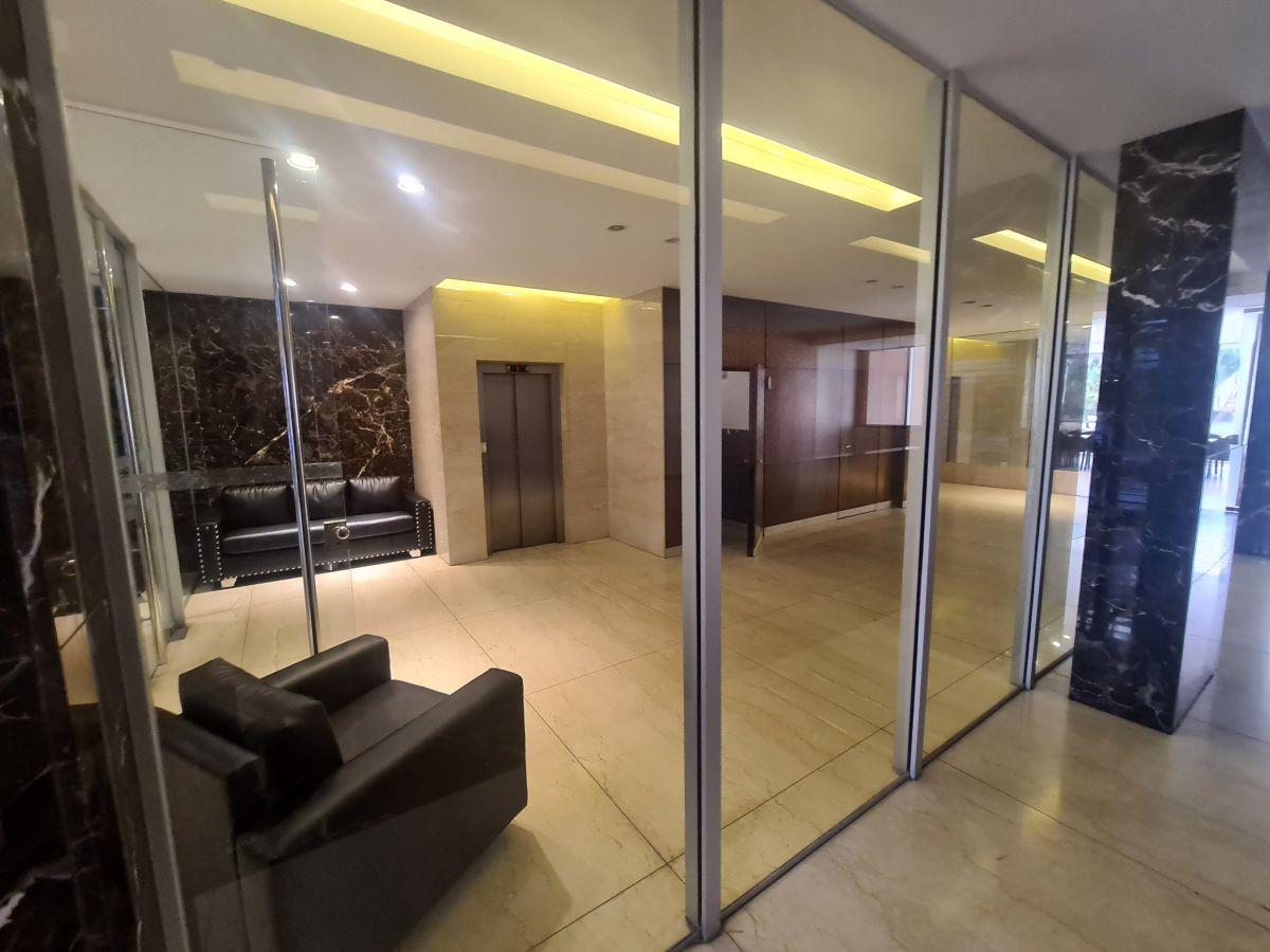 Foto de Boulogne Sur Mer 900 y Córdoba. Piso 4. Balcón. 120 m2. 4 amb. 3 dorm, imagen 5