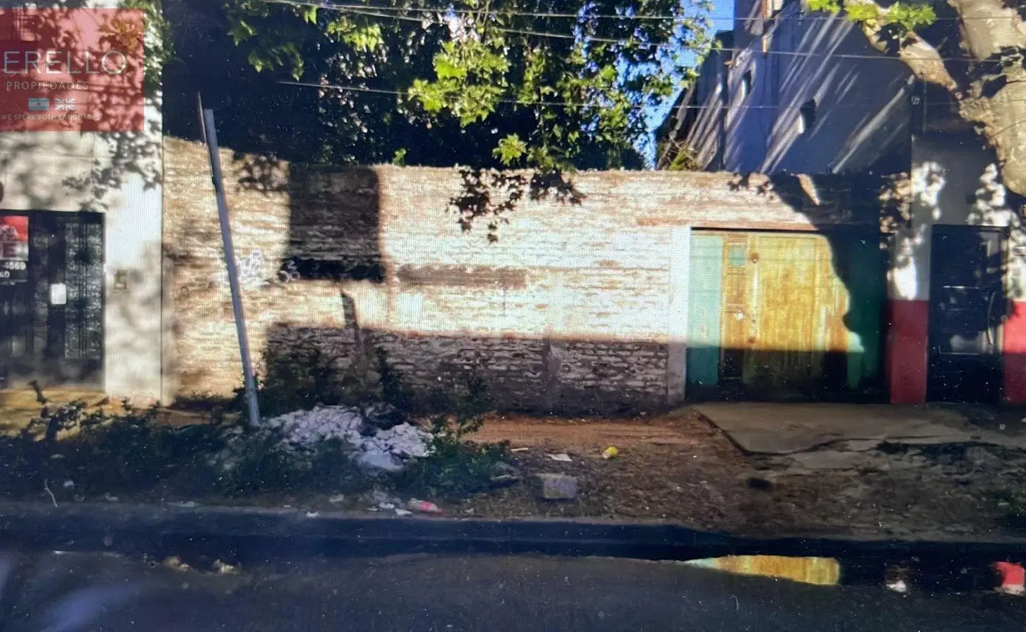 VENTA TERRENO SUCRE al 300 MORON CENTRO  DE 215 M2 2