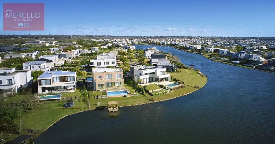 Terreno en Puertos del Lago 5