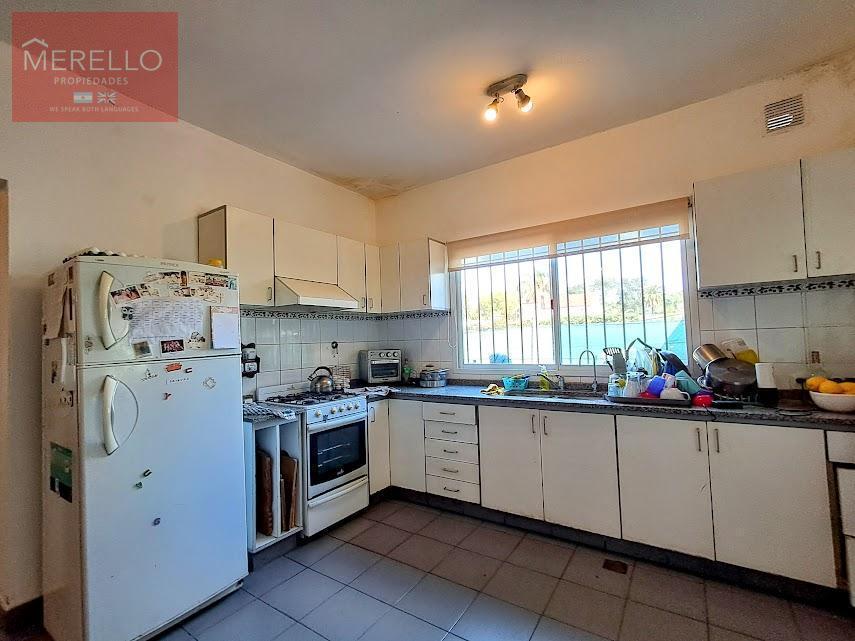 Foto de Casa con pileta y gran jardin, alquiler temporario, imagen 1