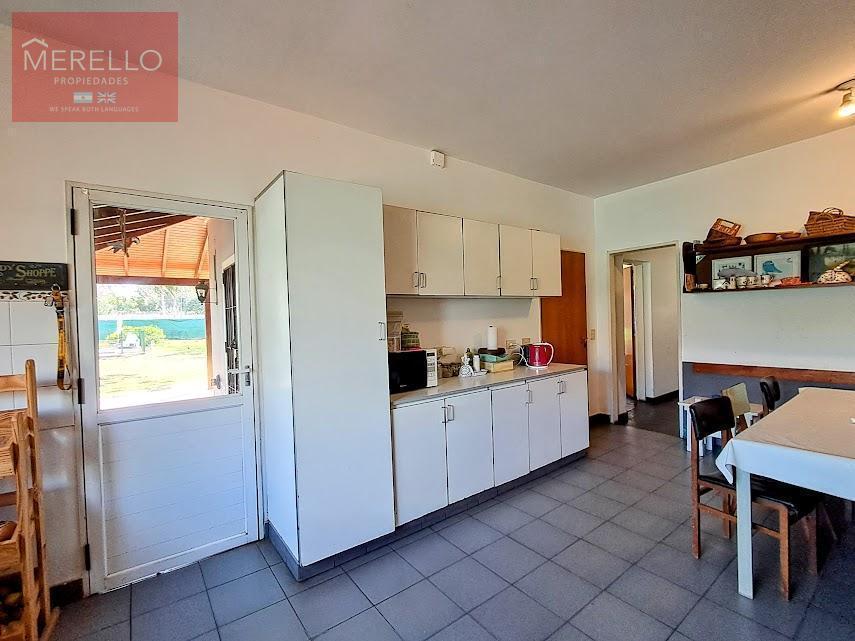 Foto de Casa con pileta y gran jardin, alquiler temporario, imagen 2