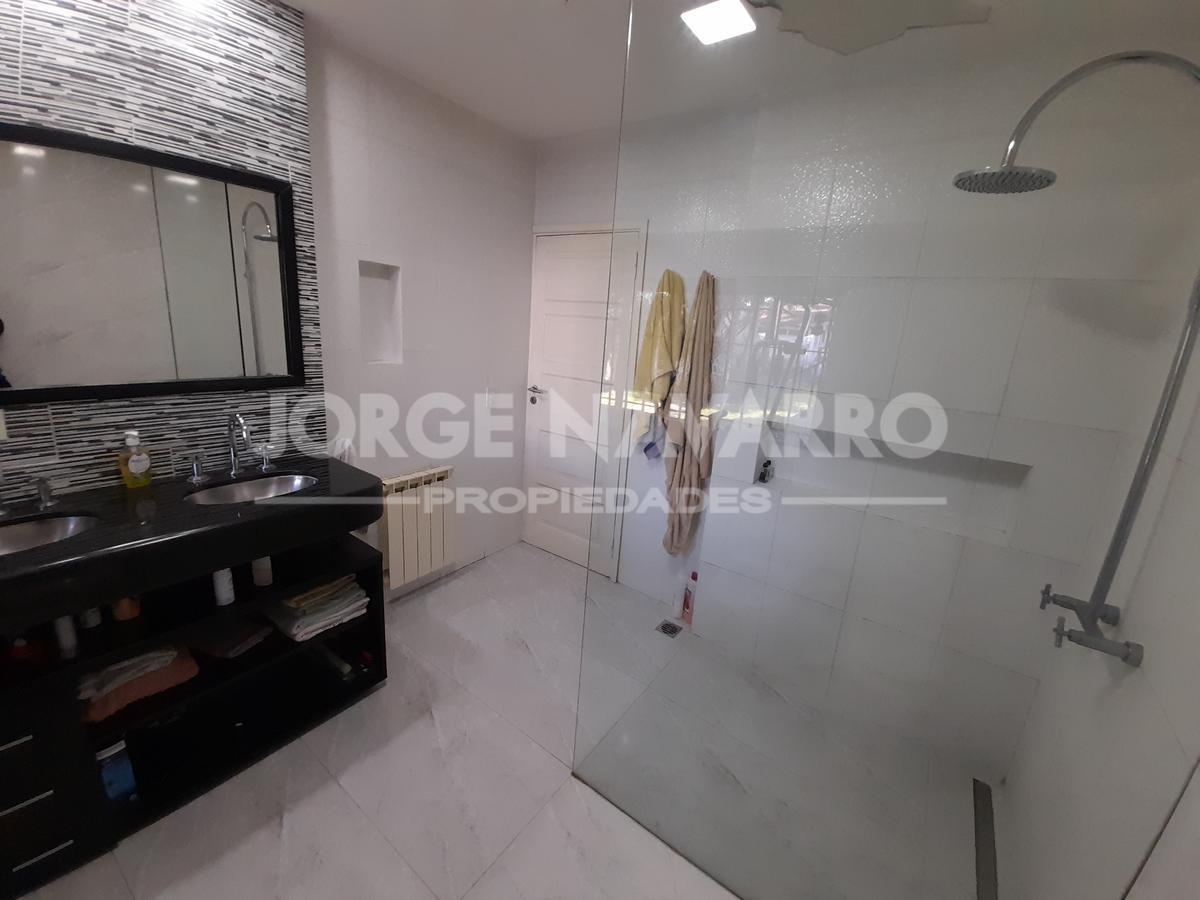 Foto de Amplia Casa - Villa Ballester, imagen 4