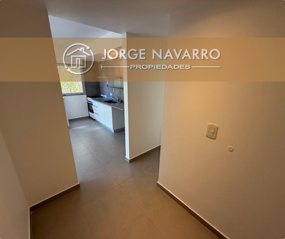 Foto de Departamento con cochera en alquiler Villa Ballester, imagen 3