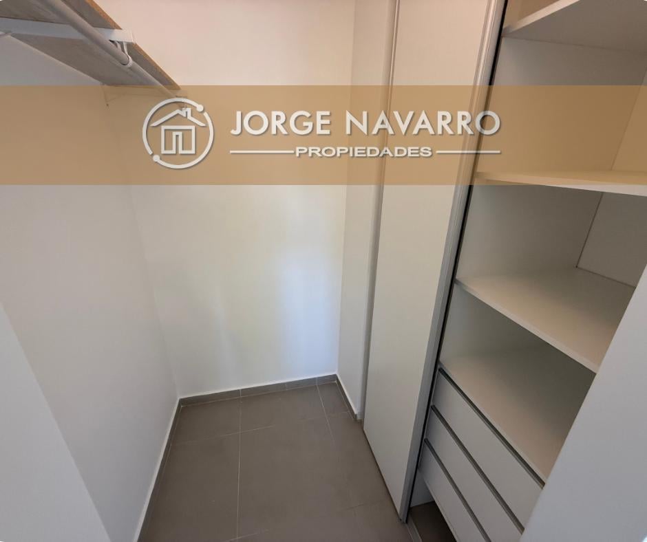Foto de Departamento con cochera en alquiler Villa Ballester, imagen 5