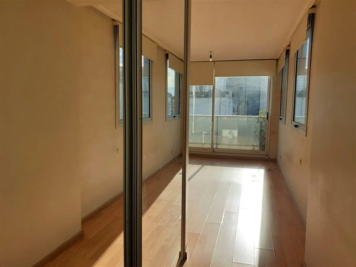 OPORTUNIDAD Excelente Duplex 2 ambientes al frente con dos balcones 5