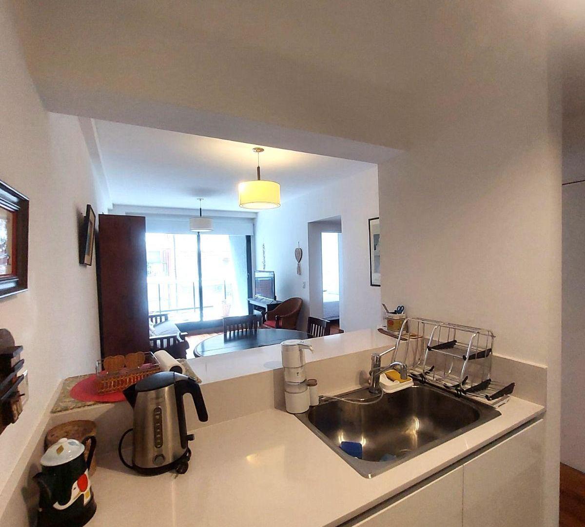 Foto de Excelente 2 ambientes al frente con baño en suite y toilette, imagen 3