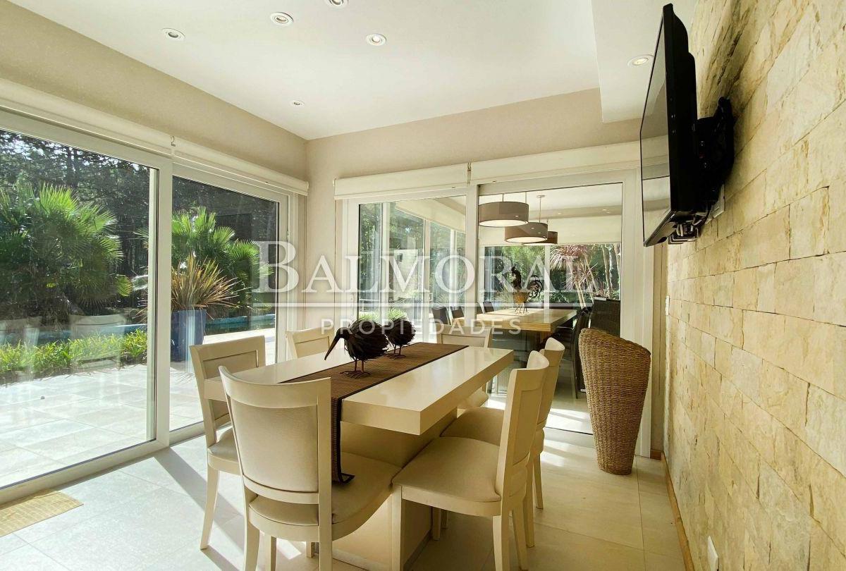 Casa en Venta: Zona Pinamar Norte. Penélope y Fragata Victor