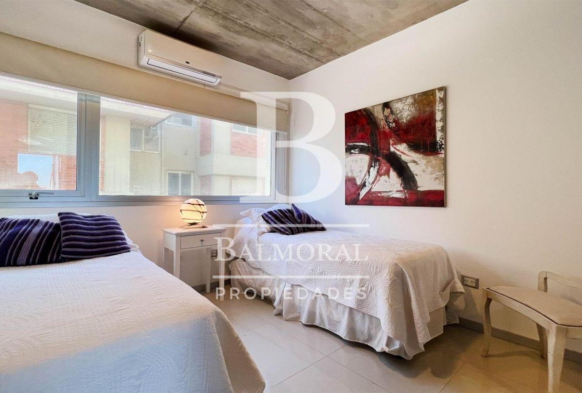 Foto de Departamento en Venta - Zona Lasalle / REF: 2299, imagen 3