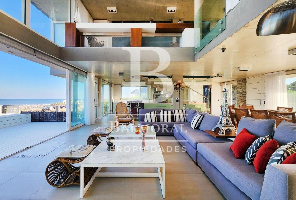 Foto de Casa con vista plena al mar. Zona norte., imagen 2