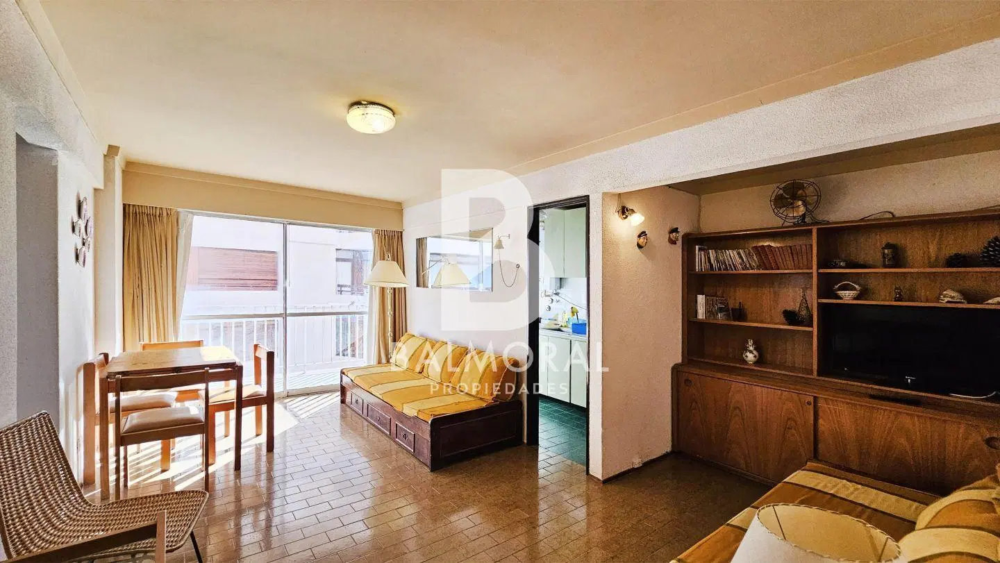 Departamento de 2 ambientes en Centro Pinamar 3