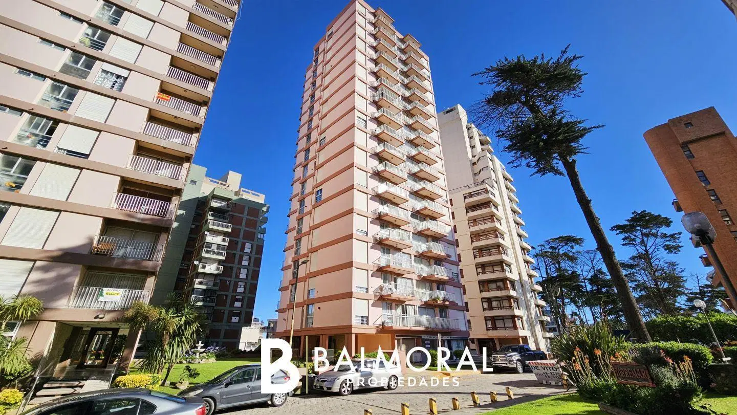 Departamento de 2 ambientes en Centro Pinamar 4