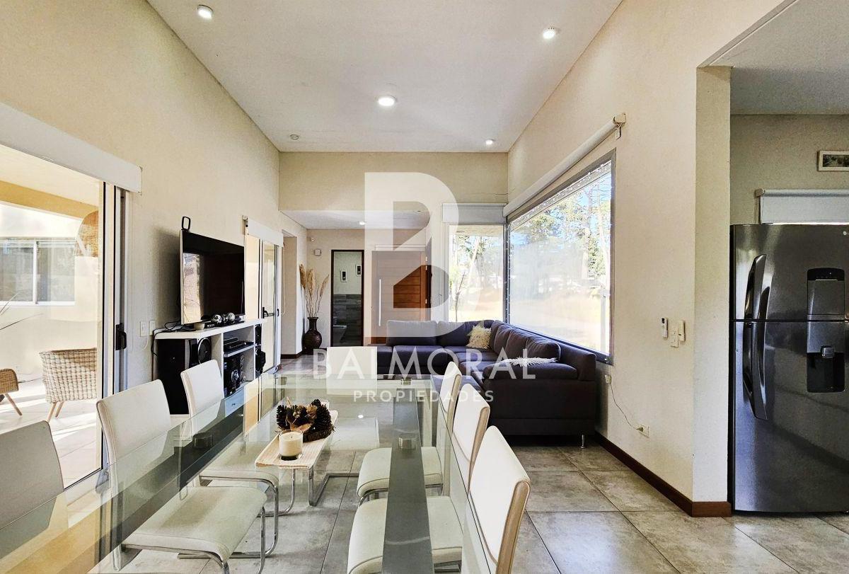 Casa en Venta - Pinamar, Zona Alamos II. Pileta