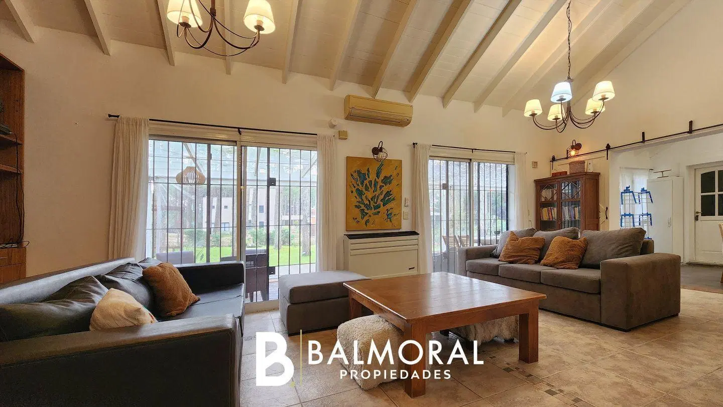 Casa en VENTA en Pinamar Norte de 5 ambientes 3