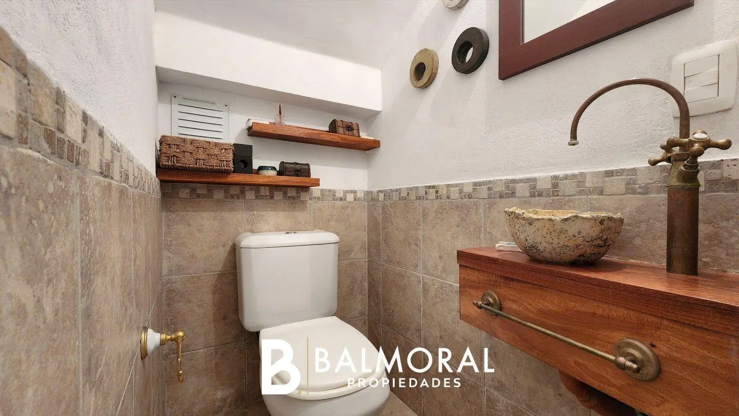 Casa en VENTA en Pinamar Norte de 5 ambientes 2