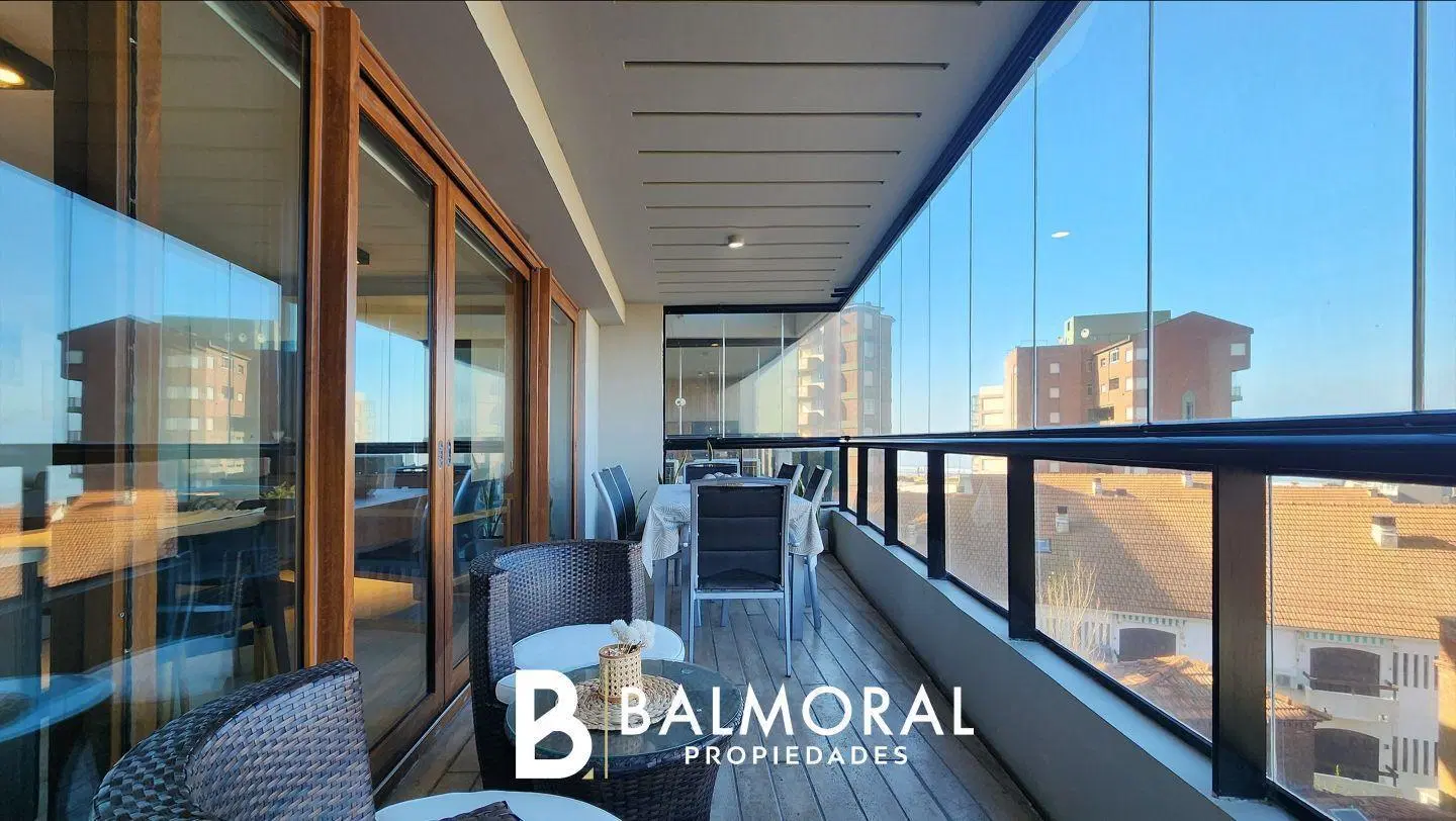 Departamento 3 ambientes en VENTA en Pinamar, Centro Playa. 5
