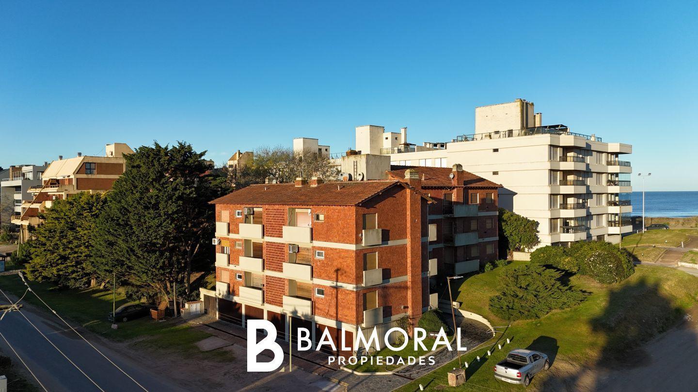 Foto de Departamento 4 ambientes en Lasalle, a 50 metros del mar, imagen 1