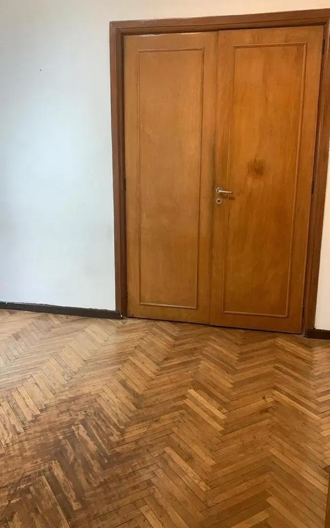 Departamento en venta en Caballito de 4 ambientes con dependencia 4