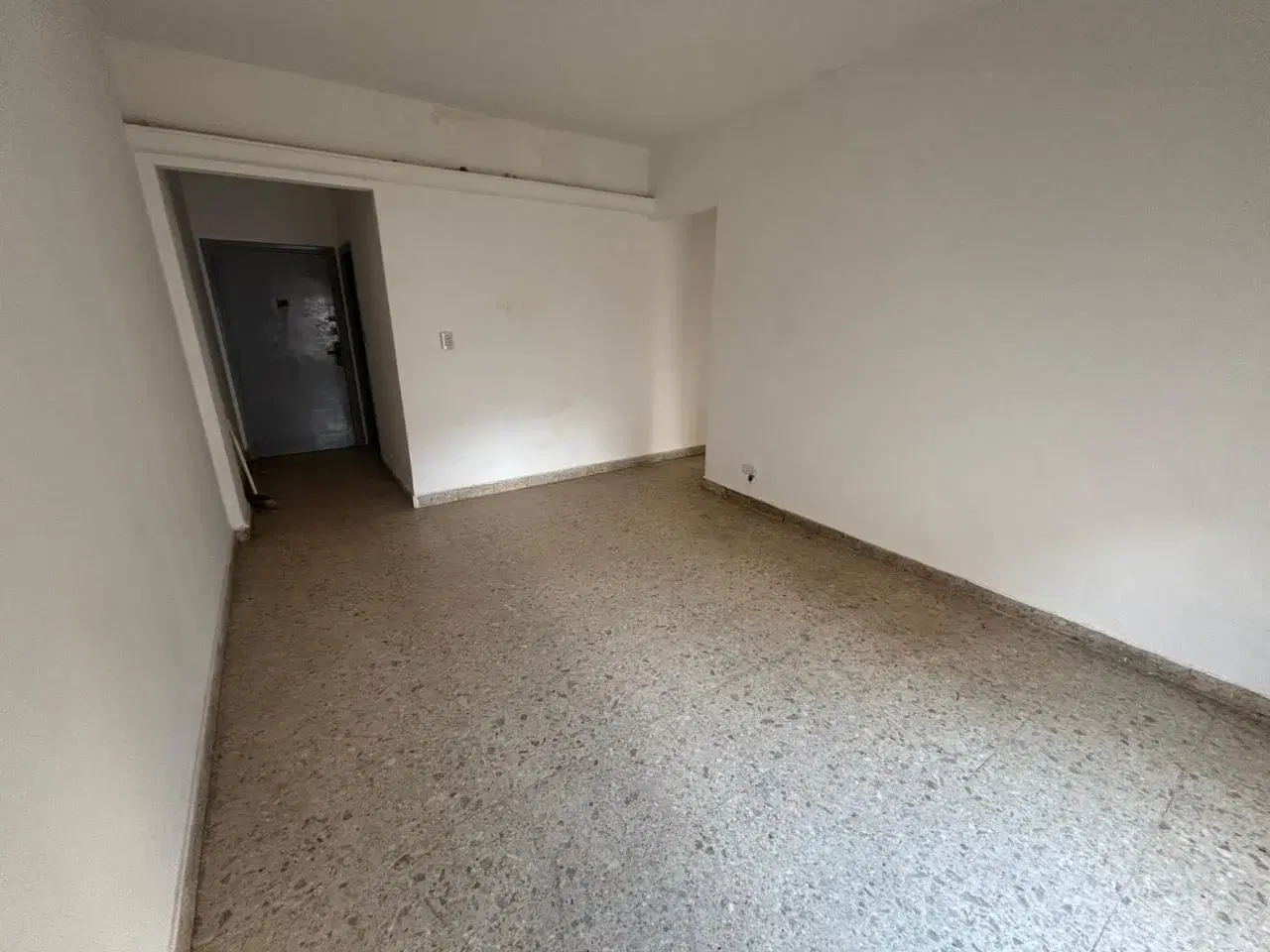 Departamento en venta en Balvanera de 3 ambientes con dependencia 5