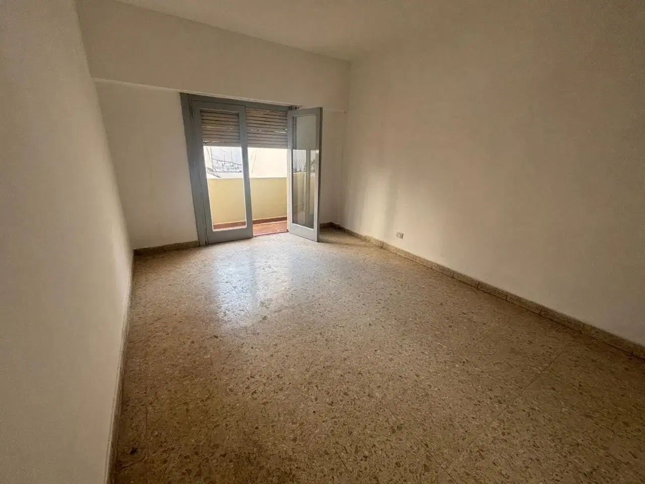 Departamento en venta en Balvanera de 3 ambientes con dependencia 2