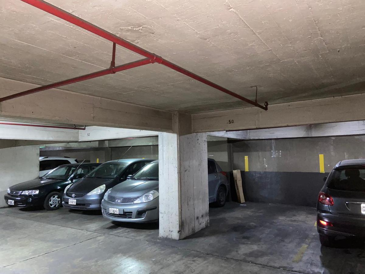 Cochera en venta en Recoleta, CABA